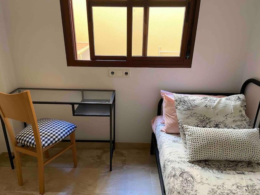 Atico Santa Lucia Terraza Y Parking Gratuitos Appartement Alcalá de Guadaira Buitenkant foto